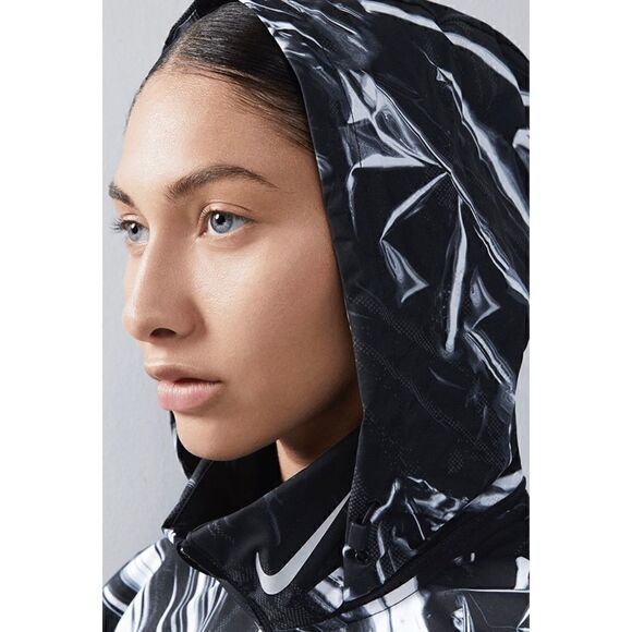 Nike | Full-Zip Running Jacket | Black - Picture 10 of 12